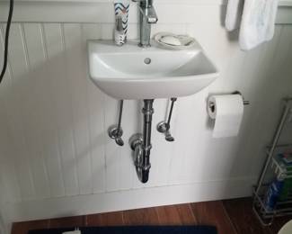 Petite wall sink