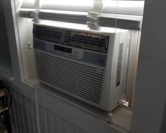Window AC unit with remote