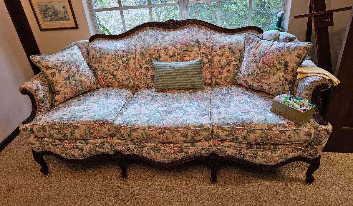 Victorian Style Sofa 