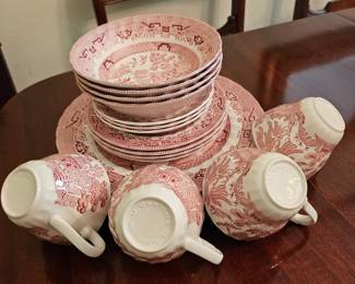 English Red and White Transferware Dinnerset