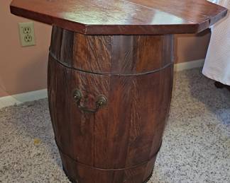 Barrel Table