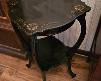 Antique lamp Table