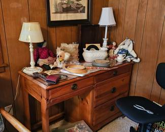 Pine Desk