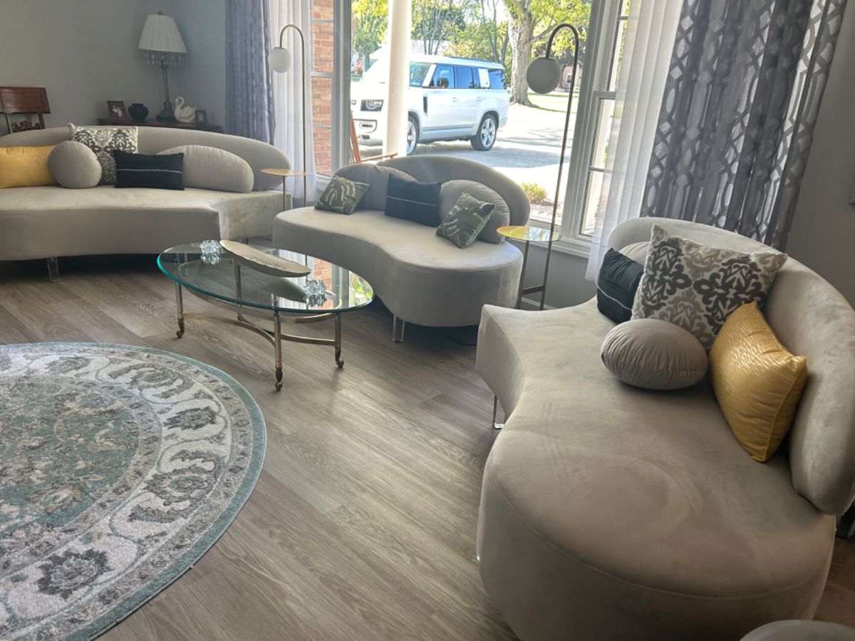 Lovely NEW 3 Piece Section w Acrylic Legs and Ottoman