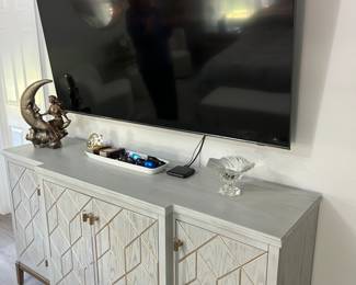 New Console and New TV w Wall Rack