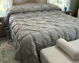 NEW Temperpedic King Heat/Cool Adjustable Bed
