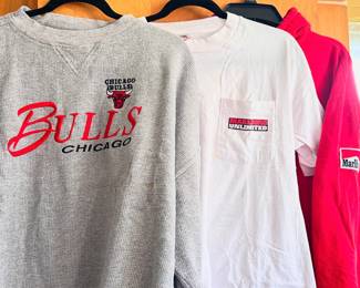 Marlboro Sweatshirt & T-Shirt. Bulls Sweatshirt 