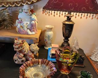 Pr Bronze lamps
Carnival Glass