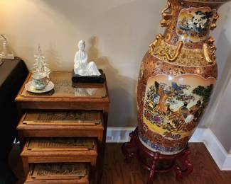 Another Lg Oriental vase w/Stand