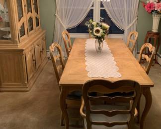 Pickled oak six chair dining suite with extra leaves