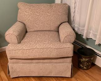 Traditional style club chair - perfect for study, den or bedroom