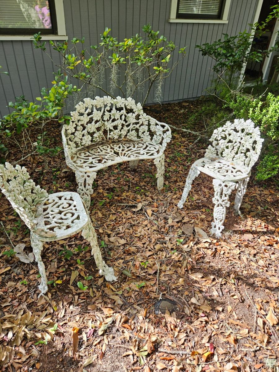 Cast iron patio set