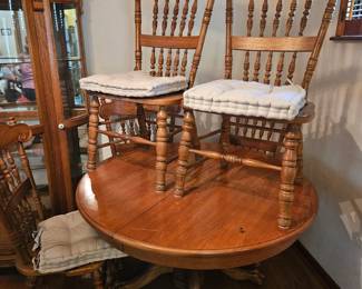 Claw foot oak table and chairs