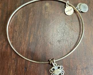 Darling Crab Charm Bracelet
