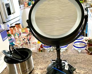 Tiny Crock Pot • Magnifying Mirror with Light