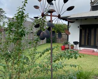 Kinetic Double Garden Spinner