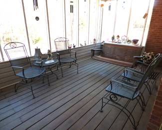 Vintage Metal Mesh 4 Chairs & round side table, Wooden Swing