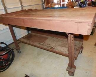 Interesting rolling work table that has top that opens up (See next pic)