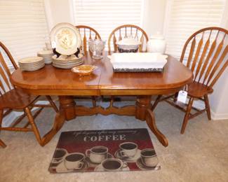 Table with 6 Chairs