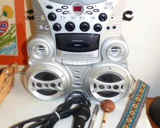 Karaoke "The Singing Machine", musical accessories