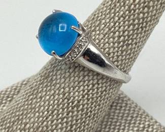14k White Gold Blue Topaz