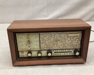 1960s Panasonic RC-731 Radio