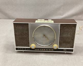 1960s Admiral Radio
