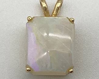 14k Gold/Moonstone