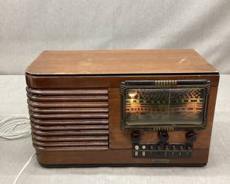 Admiral Chicago Multi-Band Radio