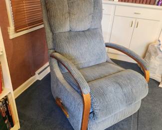 Wonderful blue modern style recliner chair