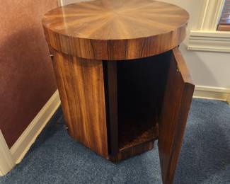 Lane side table cabinet.  Mid-century Modern Era 