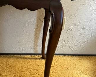 Ethan Allen Georgian Court Queen Anne cherry wood tea table with pull out shelves.