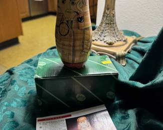 Sherlock Holmes nesting dolls.