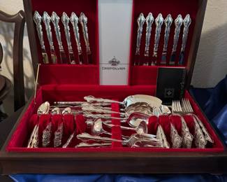 Deep Silver silver plate set, including serving utensils. Place setting of 10.