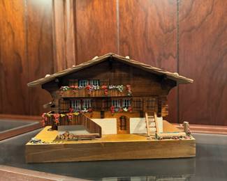 Vintage German chalet music box. Works!