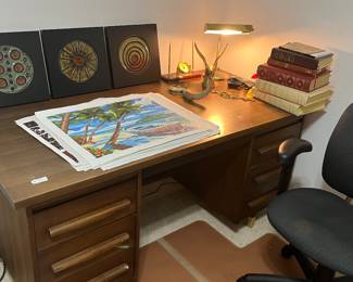 Very nice solid wood desk and unique decorative pieces 