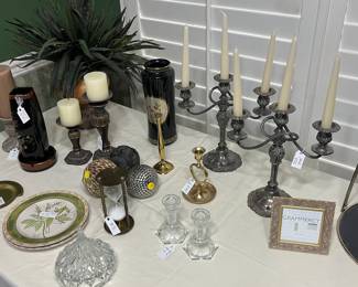 Candle holders, other decor 