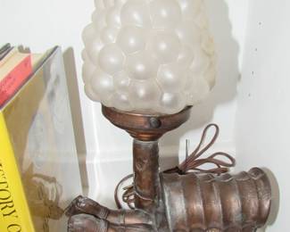 Vintage spelter lamp