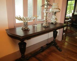 Trestle Console Table (walnut)