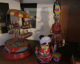 Vintage Toys: Carnival Rocket Ride - Metal Panda Drummer - Mechanical Tin Clockwork Windup