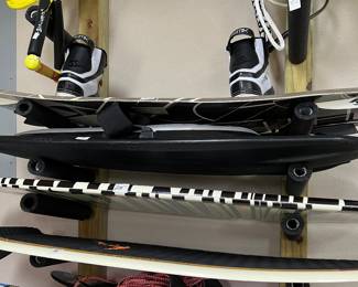 wake boards, knee boards