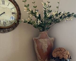 Accessories, vintage French pottery