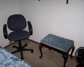 DESK CHAIR & TUFTED BENCH