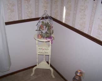 FAUX ARRANGEMENT ON PAINTED STAND