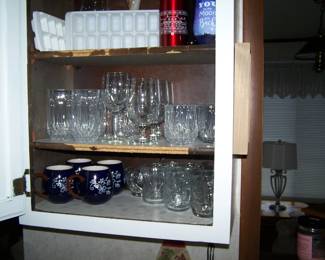 GLASSWARE & MUGS
