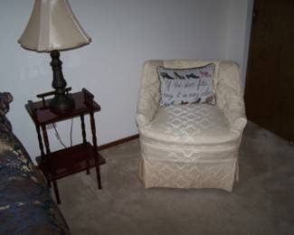 SIDE TABLE, LAMP & EASY CHAIR