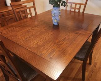 Craftsman Dining Table/Leaf/and 6 Craftsman Chairs. 