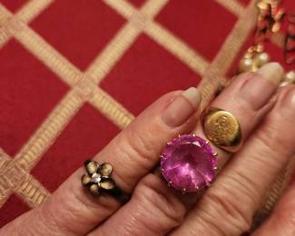 Rings on Ring Finger are Gold. 