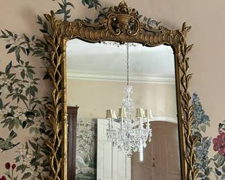 Stunning Antique Gold Mirror with Ornate Frame!
