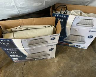 TWIN SIZE Air Mattresses